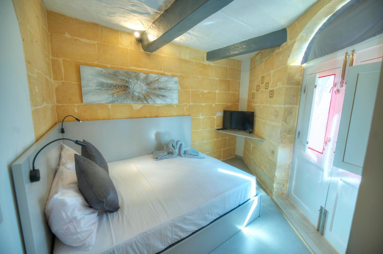 1Bedroom-Stunning Views In Valletta Center Jspi1-1 ภายนอก รูปภาพ