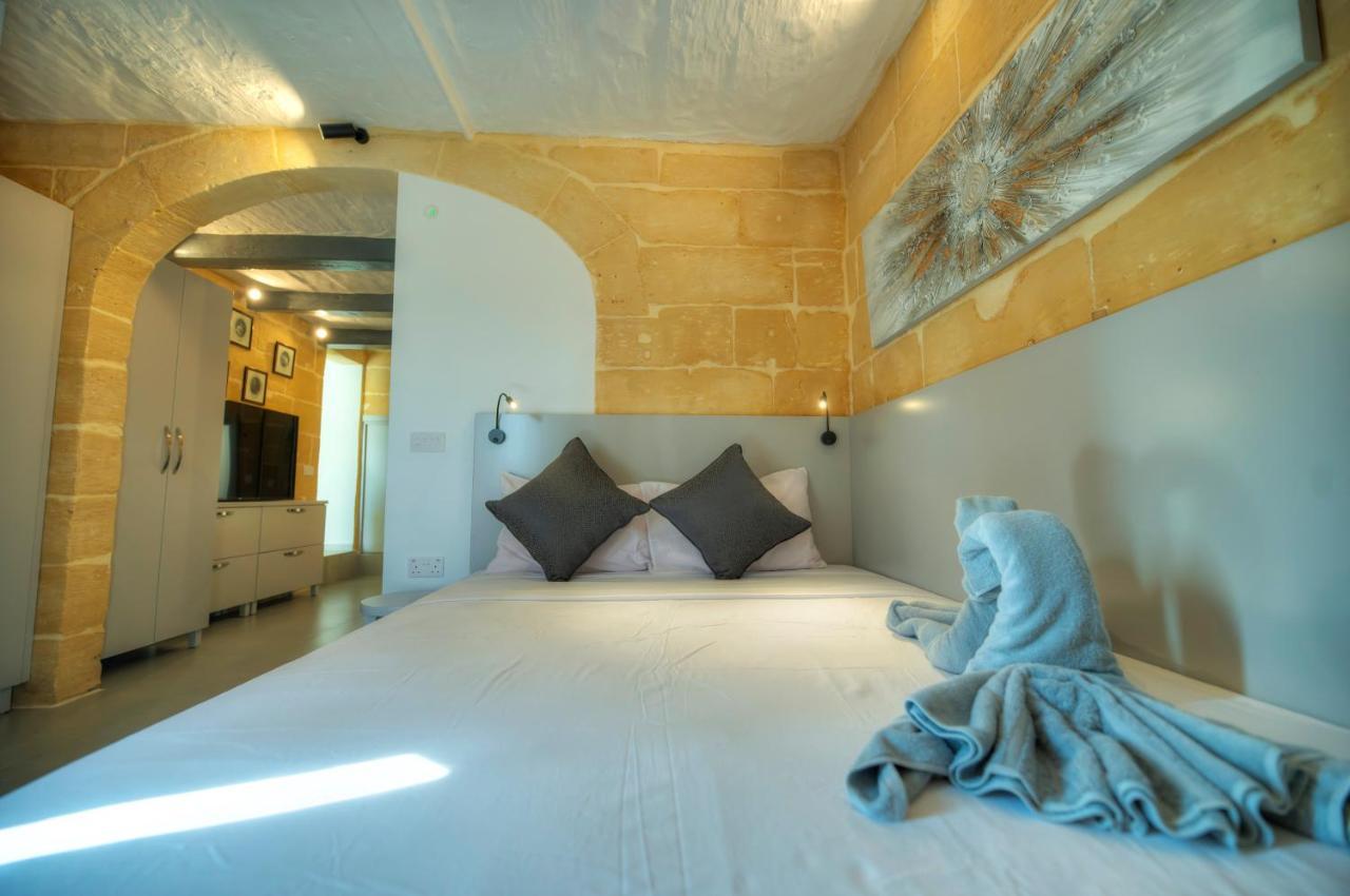 1Bedroom-Stunning Views In Valletta Center Jspi1-1 ภายนอก รูปภาพ