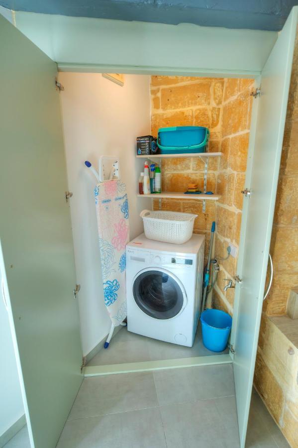 1Bedroom-Stunning Views In Valletta Center Jspi1-1 ภายนอก รูปภาพ